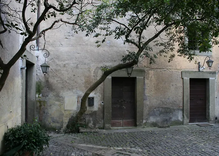 Castello Farnese, Roma, Sulla Via Francigena Gasthof Rom