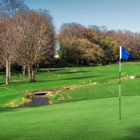 Castello Farnese, Roma, Sulla Via Francigena Gasthuis Rome