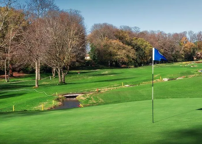 Castello Farnese, Roma, Sulla Via Francigena بيت ضيافة روما